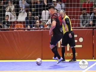 
<a style='margin-left: 5px;' class='btn btn-xs btn-social btn-facebook' href='https://www.facebook.com/sharer/sharer.php?u=https://www.boladovale.com.br/imgs/800-800-90/conteudo/fotos/1991/img9293.jpg' rel='popup' data-width='500' data-height='400'><i class='fa fa-facebook'></i>Compartilhar <span class='hidden-xs'>no Facebook</span>
</a> 
<a class='btn btn-default btn-xs' target='_blank' href='imgs/800-800-90/conteudo/fotos/1991/img9293.jpg'>
<span class='glyphicon glyphicon-cloud-download'></span> Salvar
</a> 
<span></span>