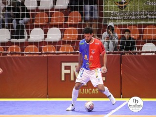 
<a style='margin-left: 5px;' class='btn btn-xs btn-social btn-facebook' href='https://www.facebook.com/sharer/sharer.php?u=https://www.boladovale.com.br/imgs/800-800-90/conteudo/fotos/1992/img9561.jpg' rel='popup' data-width='500' data-height='400'><i class='fa fa-facebook'></i>Compartilhar <span class='hidden-xs'>no Facebook</span>
</a> 
<a class='btn btn-default btn-xs' target='_blank' href='imgs/800-800-90/conteudo/fotos/1992/img9561.jpg'>
<span class='glyphicon glyphicon-cloud-download'></span> Salvar
</a> 
<span></span>