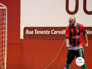
<a style='margin-left: 5px;' class='btn btn-xs btn-social btn-facebook' href='https://www.facebook.com/sharer/sharer.php?u=https://www.boladovale.com.br/imgs/800-800-90/conteudo/fotos/1993/img9662.jpg' rel='popup' data-width='500' data-height='400'><i class='fa fa-facebook'></i>Compartilhar <span class='hidden-xs'>no Facebook</span>
</a> 
<a class='btn btn-default btn-xs' target='_blank' href='imgs/800-800-90/conteudo/fotos/1993/img9662.jpg'>
<span class='glyphicon glyphicon-cloud-download'></span> Salvar
</a> 
<span></span>