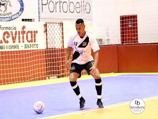
<a style='margin-left: 5px;' class='btn btn-xs btn-social btn-facebook' href='https://www.facebook.com/sharer/sharer.php?u=https://www.boladovale.com.br/imgs/800-800-90/conteudo/fotos/1996/img0148.jpg' rel='popup' data-width='500' data-height='400'><i class='fa fa-facebook'></i>Compartilhar <span class='hidden-xs'>no Facebook</span>
</a> 
<a class='btn btn-default btn-xs' target='_blank' href='imgs/800-800-90/conteudo/fotos/1996/img0148.jpg'>
<span class='glyphicon glyphicon-cloud-download'></span> Salvar
</a> 
<span></span>