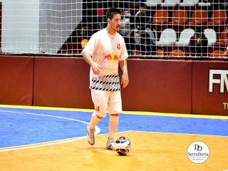 
<a style='margin-left: 5px;' class='btn btn-xs btn-social btn-facebook' href='https://www.facebook.com/sharer/sharer.php?u=https://www.boladovale.com.br/imgs/800-800-90/conteudo/fotos/2001/img8288.jpg' rel='popup' data-width='500' data-height='400'><i class='fa fa-facebook'></i>Compartilhar <span class='hidden-xs'>no Facebook</span>
</a> 
<a class='btn btn-default btn-xs' target='_blank' href='imgs/800-800-90/conteudo/fotos/2001/img8288.jpg'>
<span class='glyphicon glyphicon-cloud-download'></span> Salvar
</a> 
<span></span>
