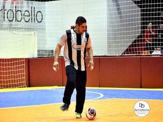
<a style='margin-left: 5px;' class='btn btn-xs btn-social btn-facebook' href='https://www.facebook.com/sharer/sharer.php?u=https://www.boladovale.com.br/imgs/800-800-90/conteudo/fotos/2004/img8669.jpg' rel='popup' data-width='500' data-height='400'><i class='fa fa-facebook'></i>Compartilhar <span class='hidden-xs'>no Facebook</span>
</a> 
<a class='btn btn-default btn-xs' target='_blank' href='imgs/800-800-90/conteudo/fotos/2004/img8669.jpg'>
<span class='glyphicon glyphicon-cloud-download'></span> Salvar
</a> 
<span></span>