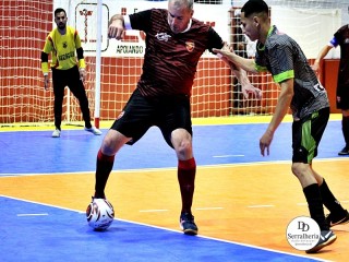 
<a style='margin-left: 5px;' class='btn btn-xs btn-social btn-facebook' href='https://www.facebook.com/sharer/sharer.php?u=https://www.boladovale.com.br/imgs/800-800-90/conteudo/fotos/2007/img8965.jpg' rel='popup' data-width='500' data-height='400'><i class='fa fa-facebook'></i>Compartilhar <span class='hidden-xs'>no Facebook</span>
</a> 
<a class='btn btn-default btn-xs' target='_blank' href='imgs/800-800-90/conteudo/fotos/2007/img8965.jpg'>
<span class='glyphicon glyphicon-cloud-download'></span> Salvar
</a> 
<span></span>