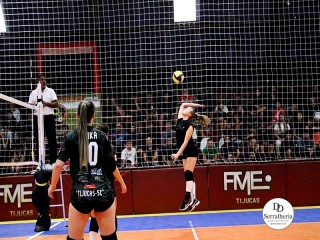 
<a style='margin-left: 5px;' class='btn btn-xs btn-social btn-facebook' href='https://www.facebook.com/sharer/sharer.php?u=https://www.boladovale.com.br/imgs/800-800-90/conteudo/fotos/2008/img2713.jpg' rel='popup' data-width='500' data-height='400'><i class='fa fa-facebook'></i>Compartilhar <span class='hidden-xs'>no Facebook</span>
</a> 
<a class='btn btn-default btn-xs' target='_blank' href='imgs/800-800-90/conteudo/fotos/2008/img2713.jpg'>
<span class='glyphicon glyphicon-cloud-download'></span> Salvar
</a> 
<span></span>