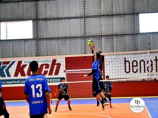 
<a style='margin-left: 5px;' class='btn btn-xs btn-social btn-facebook' href='https://www.facebook.com/sharer/sharer.php?u=https://www.boladovale.com.br/imgs/800-800-90/conteudo/fotos/2008/img2751.jpg' rel='popup' data-width='500' data-height='400'><i class='fa fa-facebook'></i>Compartilhar <span class='hidden-xs'>no Facebook</span>
</a> 
<a class='btn btn-default btn-xs' target='_blank' href='imgs/800-800-90/conteudo/fotos/2008/img2751.jpg'>
<span class='glyphicon glyphicon-cloud-download'></span> Salvar
</a> 
<span></span>