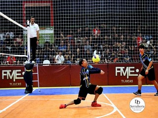 
<a style='margin-left: 5px;' class='btn btn-xs btn-social btn-facebook' href='https://www.facebook.com/sharer/sharer.php?u=https://www.boladovale.com.br/imgs/800-800-90/conteudo/fotos/2008/img2764.jpg' rel='popup' data-width='500' data-height='400'><i class='fa fa-facebook'></i>Compartilhar <span class='hidden-xs'>no Facebook</span>
</a> 
<a class='btn btn-default btn-xs' target='_blank' href='imgs/800-800-90/conteudo/fotos/2008/img2764.jpg'>
<span class='glyphicon glyphicon-cloud-download'></span> Salvar
</a> 
<span></span>