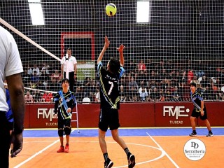 
<a style='margin-left: 5px;' class='btn btn-xs btn-social btn-facebook' href='https://www.facebook.com/sharer/sharer.php?u=https://www.boladovale.com.br/imgs/800-800-90/conteudo/fotos/2008/img2766.jpg' rel='popup' data-width='500' data-height='400'><i class='fa fa-facebook'></i>Compartilhar <span class='hidden-xs'>no Facebook</span>
</a> 
<a class='btn btn-default btn-xs' target='_blank' href='imgs/800-800-90/conteudo/fotos/2008/img2766.jpg'>
<span class='glyphicon glyphicon-cloud-download'></span> Salvar
</a> 
<span></span>