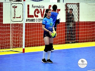 
<a style='margin-left: 5px;' class='btn btn-xs btn-social btn-facebook' href='https://www.facebook.com/sharer/sharer.php?u=https://www.boladovale.com.br/imgs/800-800-90/conteudo/fotos/2008/img9027.jpg' rel='popup' data-width='500' data-height='400'><i class='fa fa-facebook'></i>Compartilhar <span class='hidden-xs'>no Facebook</span>
</a> 
<a class='btn btn-default btn-xs' target='_blank' href='imgs/800-800-90/conteudo/fotos/2008/img9027.jpg'>
<span class='glyphicon glyphicon-cloud-download'></span> Salvar
</a> 
<span></span>