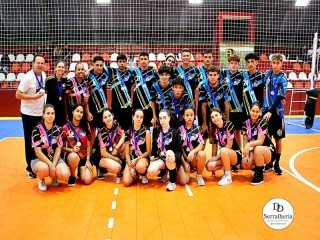 
<a style='margin-left: 5px;' class='btn btn-xs btn-social btn-facebook' href='https://www.facebook.com/sharer/sharer.php?u=https://www.boladovale.com.br/imgs/800-800-90/conteudo/fotos/2009/img2608.jpg' rel='popup' data-width='500' data-height='400'><i class='fa fa-facebook'></i>Compartilhar <span class='hidden-xs'>no Facebook</span>
</a> 
<a class='btn btn-default btn-xs' target='_blank' href='imgs/800-800-90/conteudo/fotos/2009/img2608.jpg'>
<span class='glyphicon glyphicon-cloud-download'></span> Salvar
</a> 
<span></span>