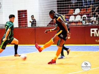 
<a style='margin-left: 5px;' class='btn btn-xs btn-social btn-facebook' href='https://www.facebook.com/sharer/sharer.php?u=https://www.boladovale.com.br/imgs/800-800-90/conteudo/fotos/2010/img9118.jpg' rel='popup' data-width='500' data-height='400'><i class='fa fa-facebook'></i>Compartilhar <span class='hidden-xs'>no Facebook</span>
</a> 
<a class='btn btn-default btn-xs' target='_blank' href='imgs/800-800-90/conteudo/fotos/2010/img9118.jpg'>
<span class='glyphicon glyphicon-cloud-download'></span> Salvar
</a> 
<span></span>