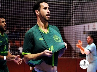 
<a style='margin-left: 5px;' class='btn btn-xs btn-social btn-facebook' href='https://www.facebook.com/sharer/sharer.php?u=https://www.boladovale.com.br/imgs/800-800-90/conteudo/fotos/2010/img9178.jpg' rel='popup' data-width='500' data-height='400'><i class='fa fa-facebook'></i>Compartilhar <span class='hidden-xs'>no Facebook</span>
</a> 
<a class='btn btn-default btn-xs' target='_blank' href='imgs/800-800-90/conteudo/fotos/2010/img9178.jpg'>
<span class='glyphicon glyphicon-cloud-download'></span> Salvar
</a> 
<span></span>