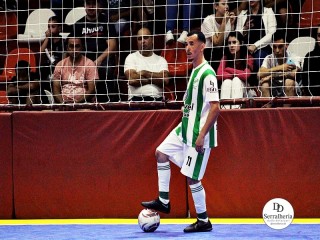 
<a style='margin-left: 5px;' class='btn btn-xs btn-social btn-facebook' href='https://www.facebook.com/sharer/sharer.php?u=https://www.boladovale.com.br/imgs/800-800-90/conteudo/fotos/2012/img9386.jpg' rel='popup' data-width='500' data-height='400'><i class='fa fa-facebook'></i>Compartilhar <span class='hidden-xs'>no Facebook</span>
</a> 
<a class='btn btn-default btn-xs' target='_blank' href='imgs/800-800-90/conteudo/fotos/2012/img9386.jpg'>
<span class='glyphicon glyphicon-cloud-download'></span> Salvar
</a> 
<span></span>