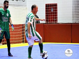 
<a style='margin-left: 5px;' class='btn btn-xs btn-social btn-facebook' href='https://www.facebook.com/sharer/sharer.php?u=https://www.boladovale.com.br/imgs/800-800-90/conteudo/fotos/2013/img9476.jpg' rel='popup' data-width='500' data-height='400'><i class='fa fa-facebook'></i>Compartilhar <span class='hidden-xs'>no Facebook</span>
</a> 
<a class='btn btn-default btn-xs' target='_blank' href='imgs/800-800-90/conteudo/fotos/2013/img9476.jpg'>
<span class='glyphicon glyphicon-cloud-download'></span> Salvar
</a> 
<span></span>
