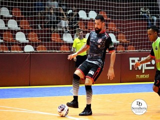 
<a style='margin-left: 5px;' class='btn btn-xs btn-social btn-facebook' href='https://www.facebook.com/sharer/sharer.php?u=https://www.boladovale.com.br/imgs/800-800-90/conteudo/fotos/2015/img9752.jpg' rel='popup' data-width='500' data-height='400'><i class='fa fa-facebook'></i>Compartilhar <span class='hidden-xs'>no Facebook</span>
</a> 
<a class='btn btn-default btn-xs' target='_blank' href='imgs/800-800-90/conteudo/fotos/2015/img9752.jpg'>
<span class='glyphicon glyphicon-cloud-download'></span> Salvar
</a> 
<span></span>