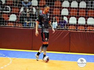 
<a style='margin-left: 5px;' class='btn btn-xs btn-social btn-facebook' href='https://www.facebook.com/sharer/sharer.php?u=https://www.boladovale.com.br/imgs/800-800-90/conteudo/fotos/2015/img9759.jpg' rel='popup' data-width='500' data-height='400'><i class='fa fa-facebook'></i>Compartilhar <span class='hidden-xs'>no Facebook</span>
</a> 
<a class='btn btn-default btn-xs' target='_blank' href='imgs/800-800-90/conteudo/fotos/2015/img9759.jpg'>
<span class='glyphicon glyphicon-cloud-download'></span> Salvar
</a> 
<span></span>