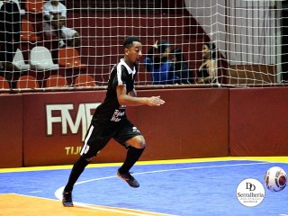 
<a style='margin-left: 5px;' class='btn btn-xs btn-social btn-facebook' href='https://www.facebook.com/sharer/sharer.php?u=https://www.boladovale.com.br/imgs/800-800-90/conteudo/fotos/2019/img0214.jpg' rel='popup' data-width='500' data-height='400'><i class='fa fa-facebook'></i>Compartilhar <span class='hidden-xs'>no Facebook</span>
</a> 
<a class='btn btn-default btn-xs' target='_blank' href='imgs/800-800-90/conteudo/fotos/2019/img0214.jpg'>
<span class='glyphicon glyphicon-cloud-download'></span> Salvar
</a> 
<span></span>