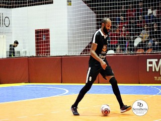 
<a style='margin-left: 5px;' class='btn btn-xs btn-social btn-facebook' href='https://www.facebook.com/sharer/sharer.php?u=https://www.boladovale.com.br/imgs/800-800-90/conteudo/fotos/2019/img0245.jpg' rel='popup' data-width='500' data-height='400'><i class='fa fa-facebook'></i>Compartilhar <span class='hidden-xs'>no Facebook</span>
</a> 
<a class='btn btn-default btn-xs' target='_blank' href='imgs/800-800-90/conteudo/fotos/2019/img0245.jpg'>
<span class='glyphicon glyphicon-cloud-download'></span> Salvar
</a> 
<span></span>