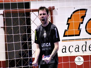 
<a style='margin-left: 5px;' class='btn btn-xs btn-social btn-facebook' href='https://www.facebook.com/sharer/sharer.php?u=https://www.boladovale.com.br/imgs/800-800-90/conteudo/fotos/2020/img0375.jpg' rel='popup' data-width='500' data-height='400'><i class='fa fa-facebook'></i>Compartilhar <span class='hidden-xs'>no Facebook</span>
</a> 
<a class='btn btn-default btn-xs' target='_blank' href='imgs/800-800-90/conteudo/fotos/2020/img0375.jpg'>
<span class='glyphicon glyphicon-cloud-download'></span> Salvar
</a> 
<span></span>