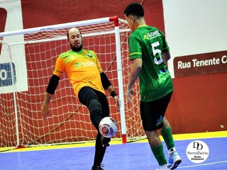 
<a style='margin-left: 5px;' class='btn btn-xs btn-social btn-facebook' href='https://www.facebook.com/sharer/sharer.php?u=https://www.boladovale.com.br/imgs/800-800-90/conteudo/fotos/2023/img3880.jpg' rel='popup' data-width='500' data-height='400'><i class='fa fa-facebook'></i>Compartilhar <span class='hidden-xs'>no Facebook</span>
</a> 
<a class='btn btn-default btn-xs' target='_blank' href='imgs/800-800-90/conteudo/fotos/2023/img3880.jpg'>
<span class='glyphicon glyphicon-cloud-download'></span> Salvar
</a> 
<span></span>
