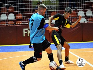 
<a style='margin-left: 5px;' class='btn btn-xs btn-social btn-facebook' href='https://www.facebook.com/sharer/sharer.php?u=https://www.boladovale.com.br/imgs/800-800-90/conteudo/fotos/2024/img4011.jpg' rel='popup' data-width='500' data-height='400'><i class='fa fa-facebook'></i>Compartilhar <span class='hidden-xs'>no Facebook</span>
</a> 
<a class='btn btn-default btn-xs' target='_blank' href='imgs/800-800-90/conteudo/fotos/2024/img4011.jpg'>
<span class='glyphicon glyphicon-cloud-download'></span> Salvar
</a> 
<span></span>