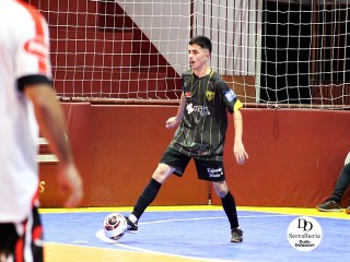 
<a style='margin-left: 5px;' class='btn btn-xs btn-social btn-facebook' href='https://www.facebook.com/sharer/sharer.php?u=https://www.boladovale.com.br/imgs/800-800-90/conteudo/fotos/2025/img4054.jpg' rel='popup' data-width='500' data-height='400'><i class='fa fa-facebook'></i>Compartilhar <span class='hidden-xs'>no Facebook</span>
</a> 
<a class='btn btn-default btn-xs' target='_blank' href='imgs/800-800-90/conteudo/fotos/2025/img4054.jpg'>
<span class='glyphicon glyphicon-cloud-download'></span> Salvar
</a> 
<span></span>