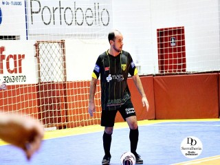 
<a style='margin-left: 5px;' class='btn btn-xs btn-social btn-facebook' href='https://www.facebook.com/sharer/sharer.php?u=https://www.boladovale.com.br/imgs/800-800-90/conteudo/fotos/2025/img4089.jpg' rel='popup' data-width='500' data-height='400'><i class='fa fa-facebook'></i>Compartilhar <span class='hidden-xs'>no Facebook</span>
</a> 
<a class='btn btn-default btn-xs' target='_blank' href='imgs/800-800-90/conteudo/fotos/2025/img4089.jpg'>
<span class='glyphicon glyphicon-cloud-download'></span> Salvar
</a> 
<span></span>