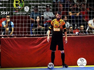 
<a style='margin-left: 5px;' class='btn btn-xs btn-social btn-facebook' href='https://www.facebook.com/sharer/sharer.php?u=https://www.boladovale.com.br/imgs/800-800-90/conteudo/fotos/2031/img4576.jpg' rel='popup' data-width='500' data-height='400'><i class='fa fa-facebook'></i>Compartilhar <span class='hidden-xs'>no Facebook</span>
</a> 
<a class='btn btn-default btn-xs' target='_blank' href='imgs/800-800-90/conteudo/fotos/2031/img4576.jpg'>
<span class='glyphicon glyphicon-cloud-download'></span> Salvar
</a> 
<span></span>