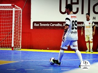 
<a style='margin-left: 5px;' class='btn btn-xs btn-social btn-facebook' href='https://www.facebook.com/sharer/sharer.php?u=https://www.boladovale.com.br/imgs/800-800-90/conteudo/fotos/2031/img4634.jpg' rel='popup' data-width='500' data-height='400'><i class='fa fa-facebook'></i>Compartilhar <span class='hidden-xs'>no Facebook</span>
</a> 
<a class='btn btn-default btn-xs' target='_blank' href='imgs/800-800-90/conteudo/fotos/2031/img4634.jpg'>
<span class='glyphicon glyphicon-cloud-download'></span> Salvar
</a> 
<span></span>
