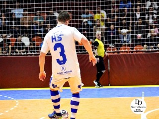 
<a style='margin-left: 5px;' class='btn btn-xs btn-social btn-facebook' href='https://www.facebook.com/sharer/sharer.php?u=https://www.boladovale.com.br/imgs/800-800-90/conteudo/fotos/2032/img4729.jpg' rel='popup' data-width='500' data-height='400'><i class='fa fa-facebook'></i>Compartilhar <span class='hidden-xs'>no Facebook</span>
</a> 
<a class='btn btn-default btn-xs' target='_blank' href='imgs/800-800-90/conteudo/fotos/2032/img4729.jpg'>
<span class='glyphicon glyphicon-cloud-download'></span> Salvar
</a> 
<span></span>
