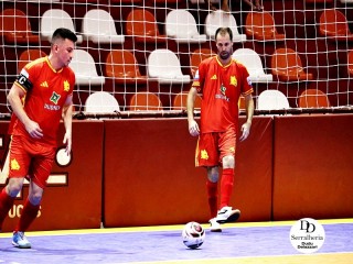 
<a style='margin-left: 5px;' class='btn btn-xs btn-social btn-facebook' href='https://www.facebook.com/sharer/sharer.php?u=https://www.boladovale.com.br/imgs/800-800-90/conteudo/fotos/2033/img3654.jpg' rel='popup' data-width='500' data-height='400'><i class='fa fa-facebook'></i>Compartilhar <span class='hidden-xs'>no Facebook</span>
</a> 
<a class='btn btn-default btn-xs' target='_blank' href='imgs/800-800-90/conteudo/fotos/2033/img3654.jpg'>
<span class='glyphicon glyphicon-cloud-download'></span> Salvar
</a> 
<span></span>