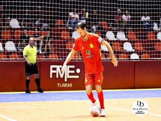 
<a style='margin-left: 5px;' class='btn btn-xs btn-social btn-facebook' href='https://www.facebook.com/sharer/sharer.php?u=https://www.boladovale.com.br/imgs/800-800-90/conteudo/fotos/2033/img3706.jpg' rel='popup' data-width='500' data-height='400'><i class='fa fa-facebook'></i>Compartilhar <span class='hidden-xs'>no Facebook</span>
</a> 
<a class='btn btn-default btn-xs' target='_blank' href='imgs/800-800-90/conteudo/fotos/2033/img3706.jpg'>
<span class='glyphicon glyphicon-cloud-download'></span> Salvar
</a> 
<span></span>