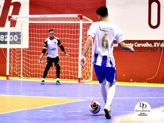 
<a style='margin-left: 5px;' class='btn btn-xs btn-social btn-facebook' href='https://www.facebook.com/sharer/sharer.php?u=https://www.boladovale.com.br/imgs/800-800-90/conteudo/fotos/2034/img3960.jpg' rel='popup' data-width='500' data-height='400'><i class='fa fa-facebook'></i>Compartilhar <span class='hidden-xs'>no Facebook</span>
</a> 
<a class='btn btn-default btn-xs' target='_blank' href='imgs/800-800-90/conteudo/fotos/2034/img3960.jpg'>
<span class='glyphicon glyphicon-cloud-download'></span> Salvar
</a> 
<span></span>