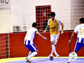 
<a style='margin-left: 5px;' class='btn btn-xs btn-social btn-facebook' href='https://www.facebook.com/sharer/sharer.php?u=https://www.boladovale.com.br/imgs/800-800-90/conteudo/fotos/2034/img3963.jpg' rel='popup' data-width='500' data-height='400'><i class='fa fa-facebook'></i>Compartilhar <span class='hidden-xs'>no Facebook</span>
</a> 
<a class='btn btn-default btn-xs' target='_blank' href='imgs/800-800-90/conteudo/fotos/2034/img3963.jpg'>
<span class='glyphicon glyphicon-cloud-download'></span> Salvar
</a> 
<span></span>