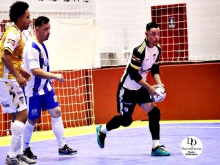 
<a style='margin-left: 5px;' class='btn btn-xs btn-social btn-facebook' href='https://www.facebook.com/sharer/sharer.php?u=https://www.boladovale.com.br/imgs/800-800-90/conteudo/fotos/2034/img3972.jpg' rel='popup' data-width='500' data-height='400'><i class='fa fa-facebook'></i>Compartilhar <span class='hidden-xs'>no Facebook</span>
</a> 
<a class='btn btn-default btn-xs' target='_blank' href='imgs/800-800-90/conteudo/fotos/2034/img3972.jpg'>
<span class='glyphicon glyphicon-cloud-download'></span> Salvar
</a> 
<span></span>