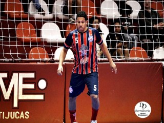 
<a style='margin-left: 5px;' class='btn btn-xs btn-social btn-facebook' href='https://www.facebook.com/sharer/sharer.php?u=https://www.boladovale.com.br/imgs/800-800-90/conteudo/fotos/2035/img3785.jpg' rel='popup' data-width='500' data-height='400'><i class='fa fa-facebook'></i>Compartilhar <span class='hidden-xs'>no Facebook</span>
</a> 
<a class='btn btn-default btn-xs' target='_blank' href='imgs/800-800-90/conteudo/fotos/2035/img3785.jpg'>
<span class='glyphicon glyphicon-cloud-download'></span> Salvar
</a> 
<span></span>