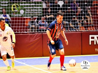 
<a style='margin-left: 5px;' class='btn btn-xs btn-social btn-facebook' href='https://www.facebook.com/sharer/sharer.php?u=https://www.boladovale.com.br/imgs/800-800-90/conteudo/fotos/2035/img3795.jpg' rel='popup' data-width='500' data-height='400'><i class='fa fa-facebook'></i>Compartilhar <span class='hidden-xs'>no Facebook</span>
</a> 
<a class='btn btn-default btn-xs' target='_blank' href='imgs/800-800-90/conteudo/fotos/2035/img3795.jpg'>
<span class='glyphicon glyphicon-cloud-download'></span> Salvar
</a> 
<span></span>