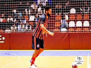 
<a style='margin-left: 5px;' class='btn btn-xs btn-social btn-facebook' href='https://www.facebook.com/sharer/sharer.php?u=https://www.boladovale.com.br/imgs/800-800-90/conteudo/fotos/2035/img3836.jpg' rel='popup' data-width='500' data-height='400'><i class='fa fa-facebook'></i>Compartilhar <span class='hidden-xs'>no Facebook</span>
</a> 
<a class='btn btn-default btn-xs' target='_blank' href='imgs/800-800-90/conteudo/fotos/2035/img3836.jpg'>
<span class='glyphicon glyphicon-cloud-download'></span> Salvar
</a> 
<span></span>