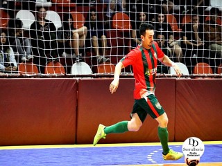 
<a style='margin-left: 5px;' class='btn btn-xs btn-social btn-facebook' href='https://www.facebook.com/sharer/sharer.php?u=https://www.boladovale.com.br/imgs/800-800-90/conteudo/fotos/2038/img4544.jpg' rel='popup' data-width='500' data-height='400'><i class='fa fa-facebook'></i>Compartilhar <span class='hidden-xs'>no Facebook</span>
</a> 
<a class='btn btn-default btn-xs' target='_blank' href='imgs/800-800-90/conteudo/fotos/2038/img4544.jpg'>
<span class='glyphicon glyphicon-cloud-download'></span> Salvar
</a> 
<span></span>