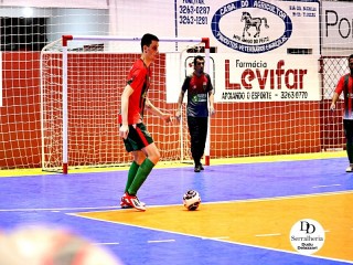 
<a style='margin-left: 5px;' class='btn btn-xs btn-social btn-facebook' href='https://www.facebook.com/sharer/sharer.php?u=https://www.boladovale.com.br/imgs/800-800-90/conteudo/fotos/2038/img4594.jpg' rel='popup' data-width='500' data-height='400'><i class='fa fa-facebook'></i>Compartilhar <span class='hidden-xs'>no Facebook</span>
</a> 
<a class='btn btn-default btn-xs' target='_blank' href='imgs/800-800-90/conteudo/fotos/2038/img4594.jpg'>
<span class='glyphicon glyphicon-cloud-download'></span> Salvar
</a> 
<span></span>