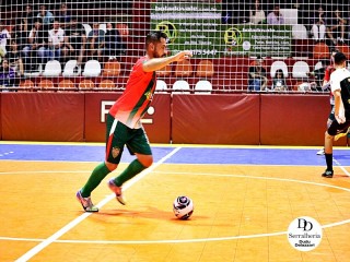 
<a style='margin-left: 5px;' class='btn btn-xs btn-social btn-facebook' href='https://www.facebook.com/sharer/sharer.php?u=https://www.boladovale.com.br/imgs/800-800-90/conteudo/fotos/2038/img4603.jpg' rel='popup' data-width='500' data-height='400'><i class='fa fa-facebook'></i>Compartilhar <span class='hidden-xs'>no Facebook</span>
</a> 
<a class='btn btn-default btn-xs' target='_blank' href='imgs/800-800-90/conteudo/fotos/2038/img4603.jpg'>
<span class='glyphicon glyphicon-cloud-download'></span> Salvar
</a> 
<span></span>