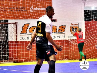 
<a style='margin-left: 5px;' class='btn btn-xs btn-social btn-facebook' href='https://www.facebook.com/sharer/sharer.php?u=https://www.boladovale.com.br/imgs/800-800-90/conteudo/fotos/2038/img4664.jpg' rel='popup' data-width='500' data-height='400'><i class='fa fa-facebook'></i>Compartilhar <span class='hidden-xs'>no Facebook</span>
</a> 
<a class='btn btn-default btn-xs' target='_blank' href='imgs/800-800-90/conteudo/fotos/2038/img4664.jpg'>
<span class='glyphicon glyphicon-cloud-download'></span> Salvar
</a> 
<span></span>