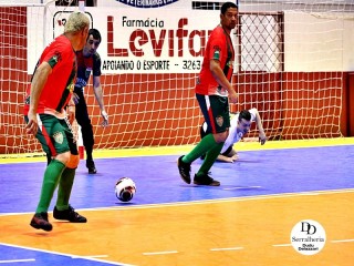 
<a style='margin-left: 5px;' class='btn btn-xs btn-social btn-facebook' href='https://www.facebook.com/sharer/sharer.php?u=https://www.boladovale.com.br/imgs/800-800-90/conteudo/fotos/2038/img4675.jpg' rel='popup' data-width='500' data-height='400'><i class='fa fa-facebook'></i>Compartilhar <span class='hidden-xs'>no Facebook</span>
</a> 
<a class='btn btn-default btn-xs' target='_blank' href='imgs/800-800-90/conteudo/fotos/2038/img4675.jpg'>
<span class='glyphicon glyphicon-cloud-download'></span> Salvar
</a> 
<span></span>