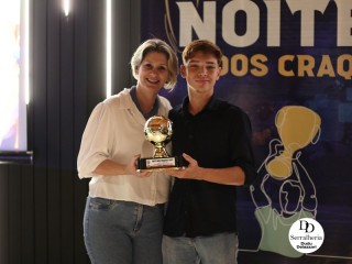 
<a style='margin-left: 5px;' class='btn btn-xs btn-social btn-facebook' href='https://www.facebook.com/sharer/sharer.php?u=https://www.boladovale.com.br/imgs/800-800-90/conteudo/fotos/2053/img9999-38.jpg' rel='popup' data-width='500' data-height='400'><i class='fa fa-facebook'></i>Compartilhar <span class='hidden-xs'>no Facebook</span>
</a> 
<a class='btn btn-default btn-xs' target='_blank' href='imgs/800-800-90/conteudo/fotos/2053/img9999-38.jpg'>
<span class='glyphicon glyphicon-cloud-download'></span> Salvar
</a> 
<span></span>