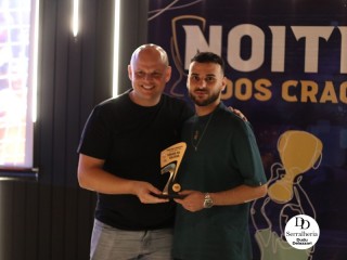 
<a style='margin-left: 5px;' class='btn btn-xs btn-social btn-facebook' href='https://www.facebook.com/sharer/sharer.php?u=https://www.boladovale.com.br/imgs/800-800-90/conteudo/fotos/2053/img9999-60.jpg' rel='popup' data-width='500' data-height='400'><i class='fa fa-facebook'></i>Compartilhar <span class='hidden-xs'>no Facebook</span>
</a> 
<a class='btn btn-default btn-xs' target='_blank' href='imgs/800-800-90/conteudo/fotos/2053/img9999-60.jpg'>
<span class='glyphicon glyphicon-cloud-download'></span> Salvar
</a> 
<span></span>