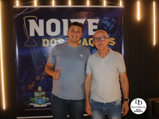 
<a style='margin-left: 5px;' class='btn btn-xs btn-social btn-facebook' href='https://www.facebook.com/sharer/sharer.php?u=https://www.boladovale.com.br/imgs/800-800-90/conteudo/fotos/2053/img9999-77.jpg' rel='popup' data-width='500' data-height='400'><i class='fa fa-facebook'></i>Compartilhar <span class='hidden-xs'>no Facebook</span>
</a> 
<a class='btn btn-default btn-xs' target='_blank' href='imgs/800-800-90/conteudo/fotos/2053/img9999-77.jpg'>
<span class='glyphicon glyphicon-cloud-download'></span> Salvar
</a> 
<span></span>