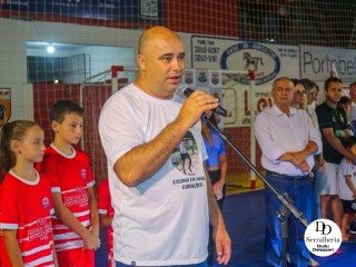 
<a style='margin-left: 5px;' class='btn btn-xs btn-social btn-facebook' href='https://www.facebook.com/sharer/sharer.php?u=https://www.boladovale.com.br/imgs/800-800-90/conteudo/fotos/2056/img7341.jpg' rel='popup' data-width='500' data-height='400'><i class='fa fa-facebook'></i>Compartilhar <span class='hidden-xs'>no Facebook</span>
</a> 
<a class='btn btn-default btn-xs' target='_blank' href='imgs/800-800-90/conteudo/fotos/2056/img7341.jpg'>
<span class='glyphicon glyphicon-cloud-download'></span> Salvar
</a> 
<span></span>