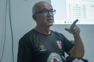 
<a style='margin-left: 5px;' class='btn btn-xs btn-social btn-facebook' href='https://www.facebook.com/sharer/sharer.php?u=https://www.boladovale.com.br/imgs/800-800-90/conteudo/fotos/2057/img7561.jpg' rel='popup' data-width='500' data-height='400'><i class='fa fa-facebook'></i>Compartilhar <span class='hidden-xs'>no Facebook</span>
</a> 
<a class='btn btn-default btn-xs' target='_blank' href='imgs/800-800-90/conteudo/fotos/2057/img7561.jpg'>
<span class='glyphicon glyphicon-cloud-download'></span> Salvar
</a> 
<span></span>