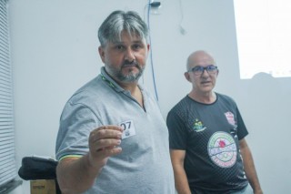 
<a style='margin-left: 5px;' class='btn btn-xs btn-social btn-facebook' href='https://www.facebook.com/sharer/sharer.php?u=https://www.boladovale.com.br/imgs/800-800-90/conteudo/fotos/2057/img7726.jpg' rel='popup' data-width='500' data-height='400'><i class='fa fa-facebook'></i>Compartilhar <span class='hidden-xs'>no Facebook</span>
</a> 
<a class='btn btn-default btn-xs' target='_blank' href='imgs/800-800-90/conteudo/fotos/2057/img7726.jpg'>
<span class='glyphicon glyphicon-cloud-download'></span> Salvar
</a> 
<span></span>