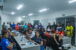 
<a style='margin-left: 5px;' class='btn btn-xs btn-social btn-facebook' href='https://www.facebook.com/sharer/sharer.php?u=https://www.boladovale.com.br/imgs/800-800-90/conteudo/fotos/2057/img7782.jpg' rel='popup' data-width='500' data-height='400'><i class='fa fa-facebook'></i>Compartilhar <span class='hidden-xs'>no Facebook</span>
</a> 
<a class='btn btn-default btn-xs' target='_blank' href='imgs/800-800-90/conteudo/fotos/2057/img7782.jpg'>
<span class='glyphicon glyphicon-cloud-download'></span> Salvar
</a> 
<span></span>