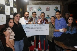
<a style='margin-left: 5px;' class='btn btn-xs btn-social btn-facebook' href='https://www.facebook.com/sharer/sharer.php?u=https://www.boladovale.com.br/imgs/800-800-90/conteudo/fotos/2058/195a9293.jpg' rel='popup' data-width='500' data-height='400'><i class='fa fa-facebook'></i>Compartilhar <span class='hidden-xs'>no Facebook</span>
</a> 
<a class='btn btn-default btn-xs' target='_blank' href='imgs/800-800-90/conteudo/fotos/2058/195a9293.jpg'>
<span class='glyphicon glyphicon-cloud-download'></span> Salvar
</a> 
<span></span>